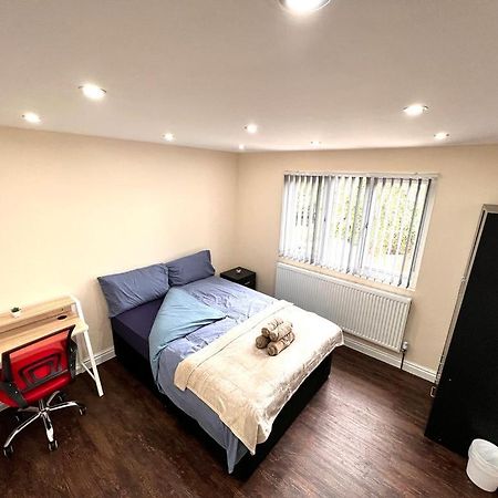 Nines Of Elegance At Castle Road Apartment Birmingham Bagian luar foto