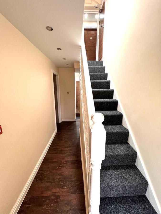 Nines Of Elegance At Castle Road Apartment Birmingham Bagian luar foto