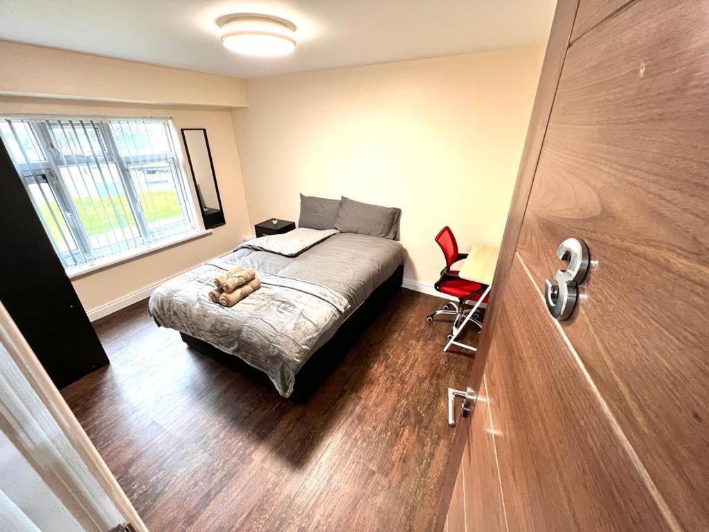 Nines Of Elegance At Castle Road Apartment Birmingham Bagian luar foto