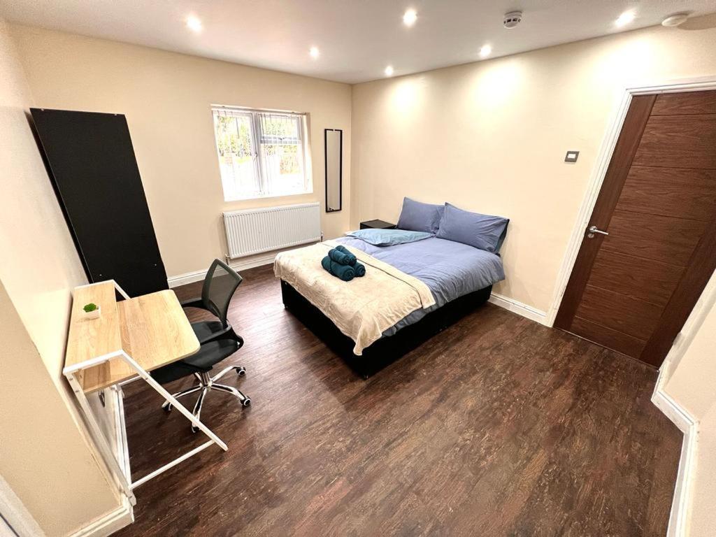 Nines Of Elegance At Castle Road Apartment Birmingham Bagian luar foto