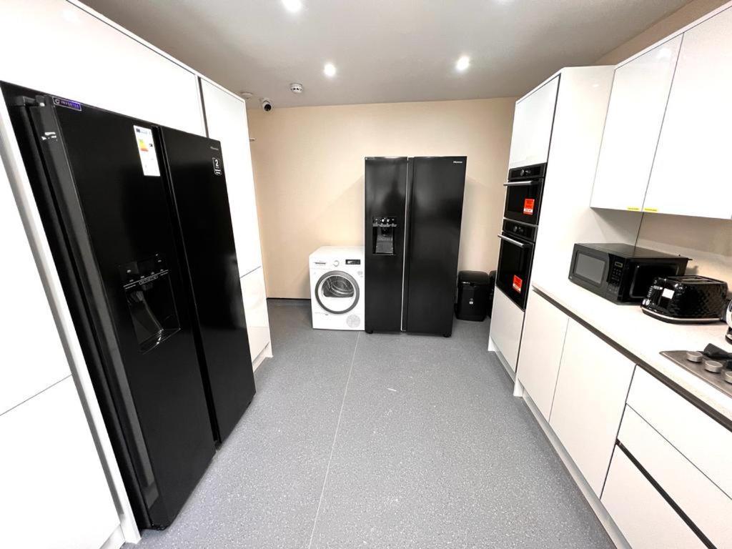 Nines Of Elegance At Castle Road Apartment Birmingham Bagian luar foto